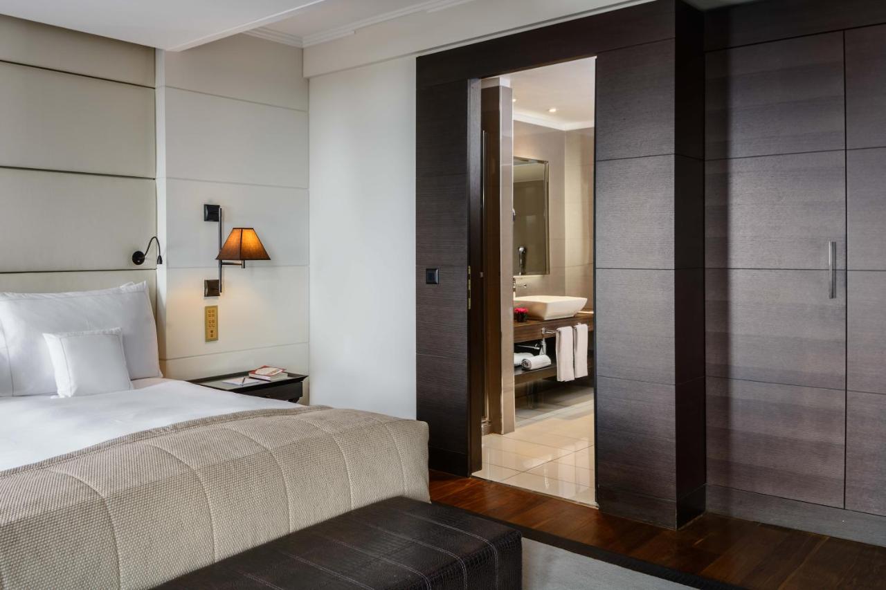 로잔 팰리스 호텔 외부 사진 A room at the Mandarin Oriental, London