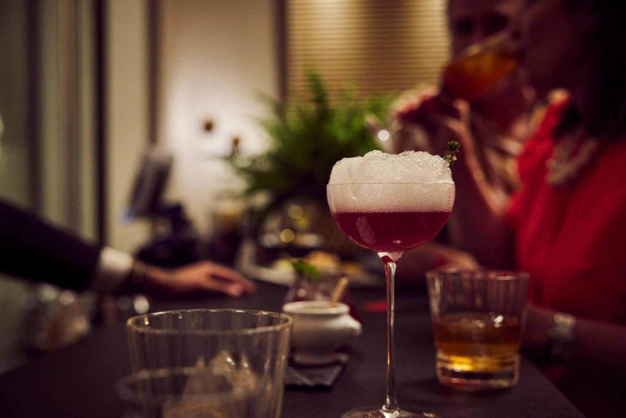 로잔 팰리스 호텔 외부 사진 A Kir Royale
