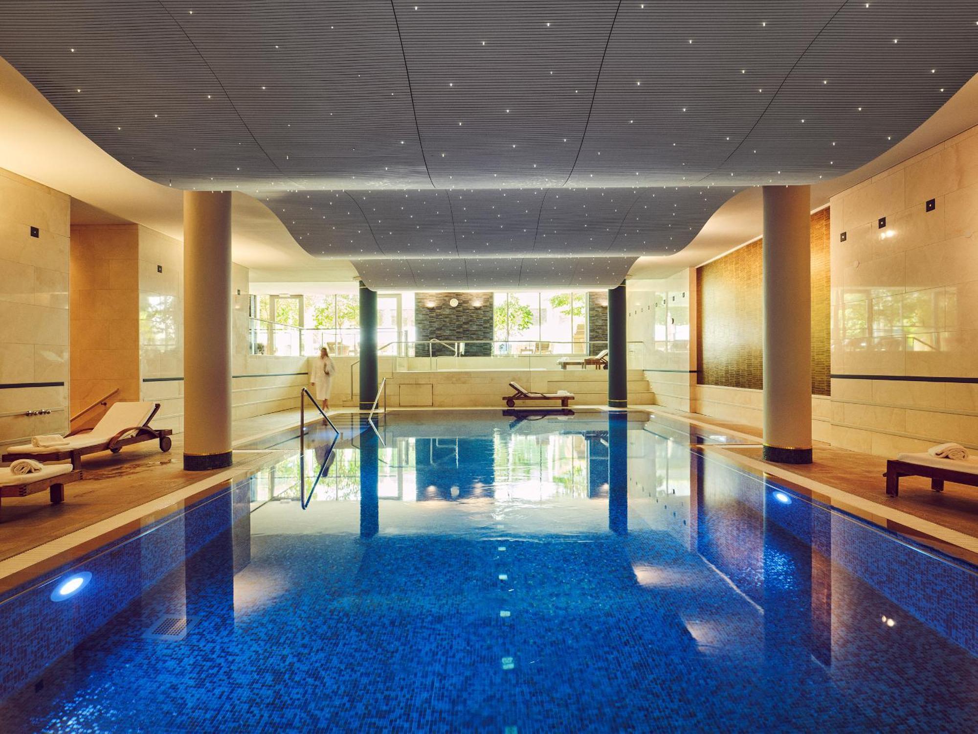 로잔 팰리스 호텔 외부 사진 The spa at the Hotel de la Paix